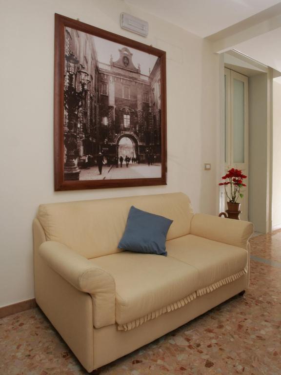 Picone Bed&Breakfast Catania Phòng bức ảnh